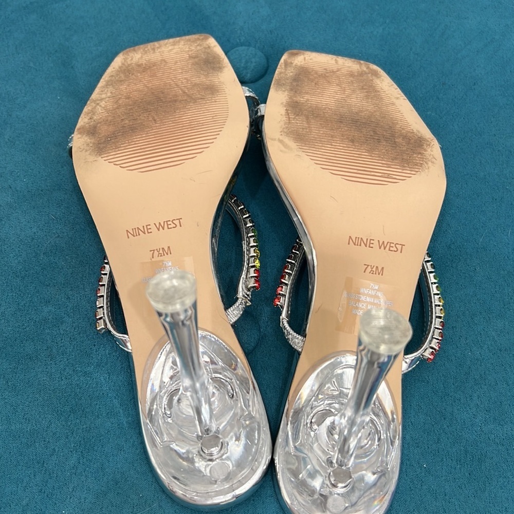 NEW Nine West Rainbow Strappy Sandals - Picture 7 of 13